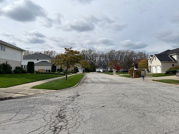 5th image of 5058 Capri Ln
