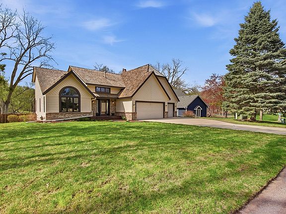 3rd image of 1363 Chatterton Rd