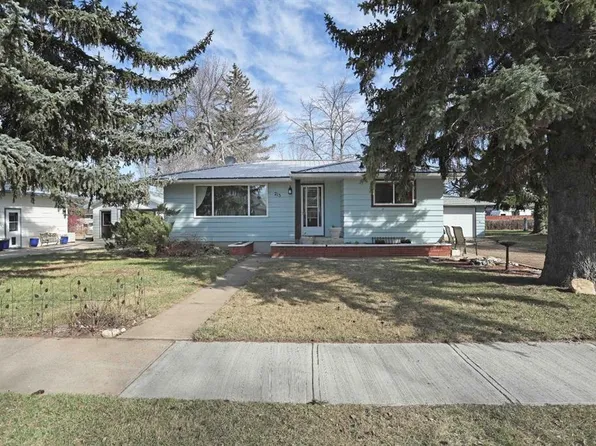 215 W 1st St E, Duchess, AB T0J 0Z0