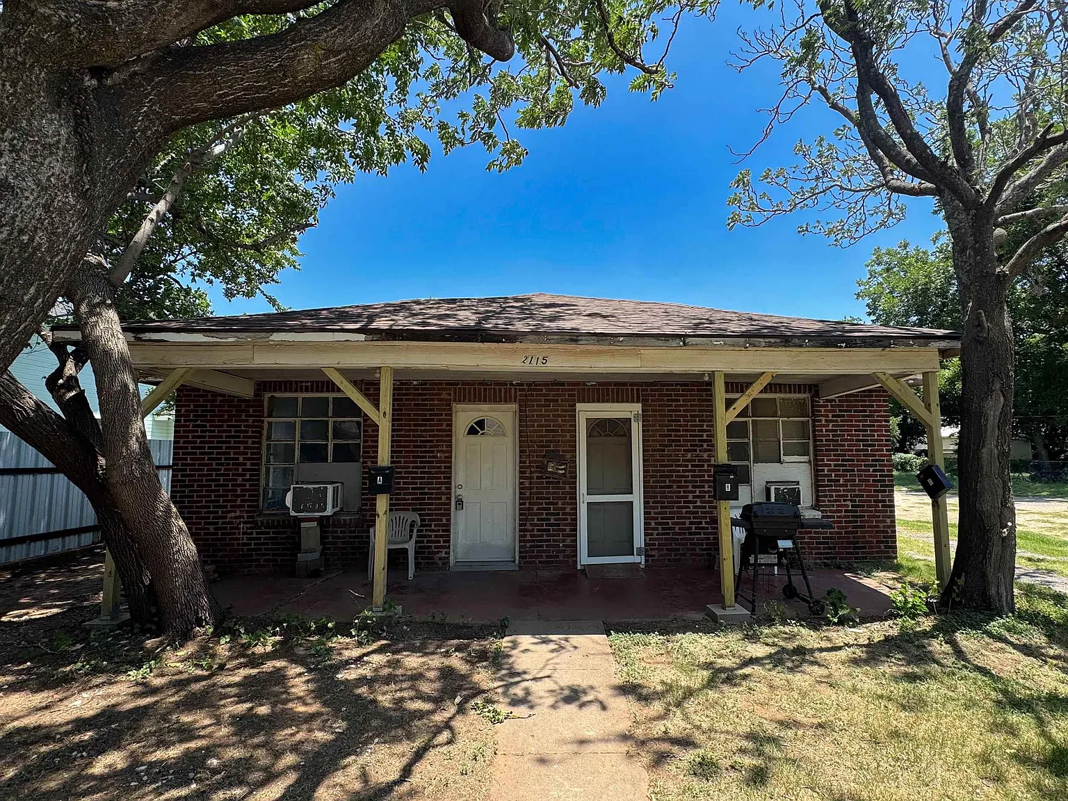 1 bed, 1.0 bath, 954 sqft, $695 — Photo 1