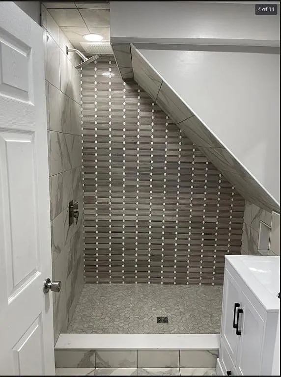 87 Pine St — Photo 3