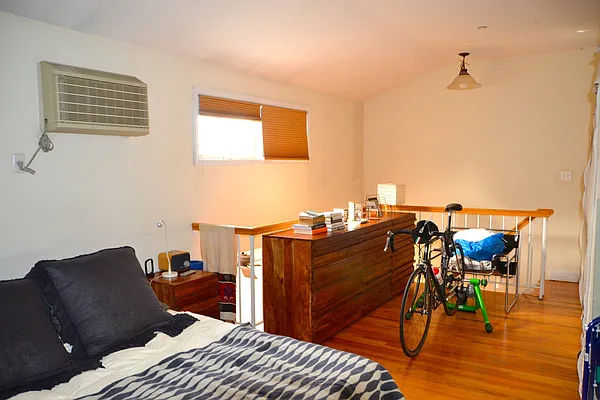 Rented by Oak Tree LLC | media 17