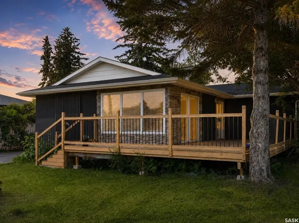 1308 Preston AVENUE S, Saskatoon, SK S7H 2V4