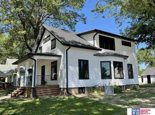 201 W 3rd St, Stromsburg, NE 68666