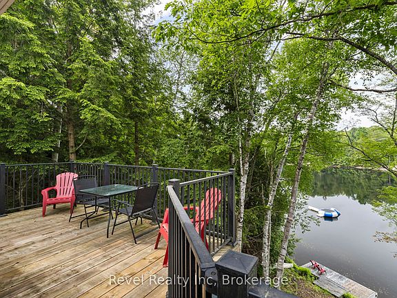 3rd image of 30 Sparrow Rd