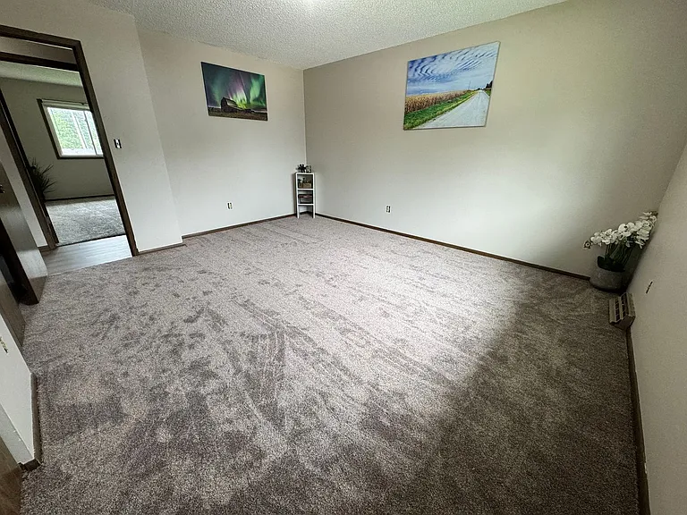 1815 Alden Ave — Photo 36