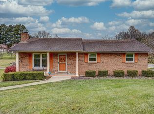 415 Heritage Dr, Bristol, VA 24201