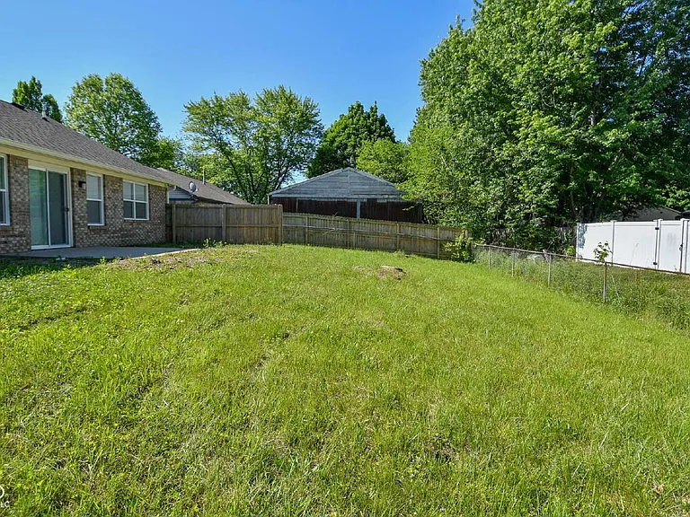 7826 Five Points Rd — Photo 39