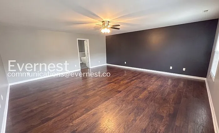 112 Grey Mare St — Photo 11