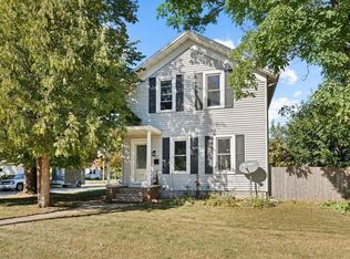 502 Keyes St, Menasha, WI 54952