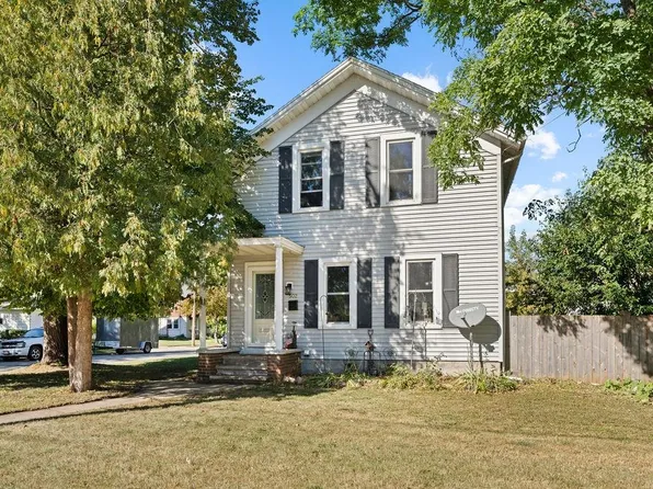 502 Keyes St, Menasha, WI 54952