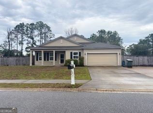 107 Yellowood Dr, Kingsland, GA 31548