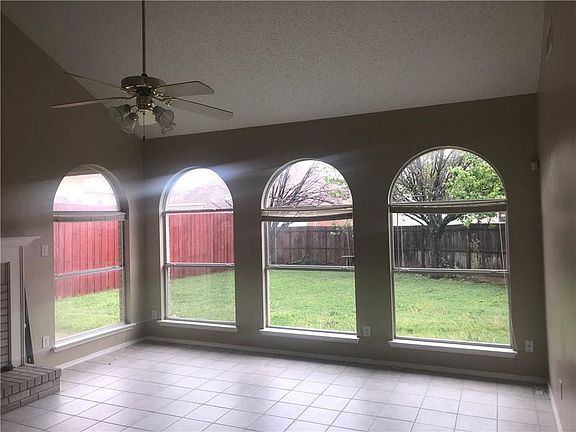 3rd image of 717 Beechwood Dr