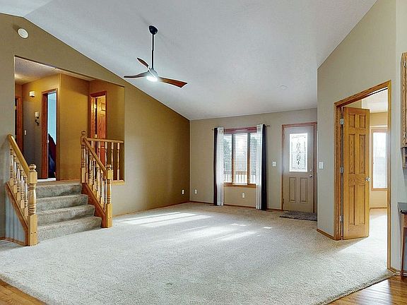 5th image of 27335 Ridgeway Rd