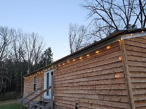 4th image of 398 Millcreek Rd