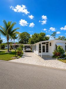102 LANTERN PLACE, North Fort Myers, FL, 33917