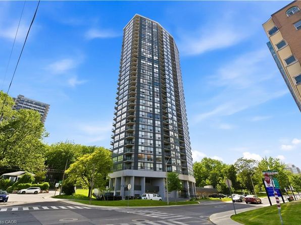 150 Charlton Ave E #2403, Hamilton, ON L8N 3X3