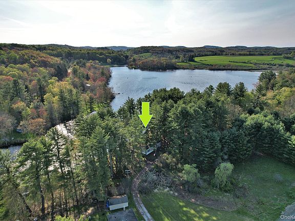 3rd image of 25 George Segar Road