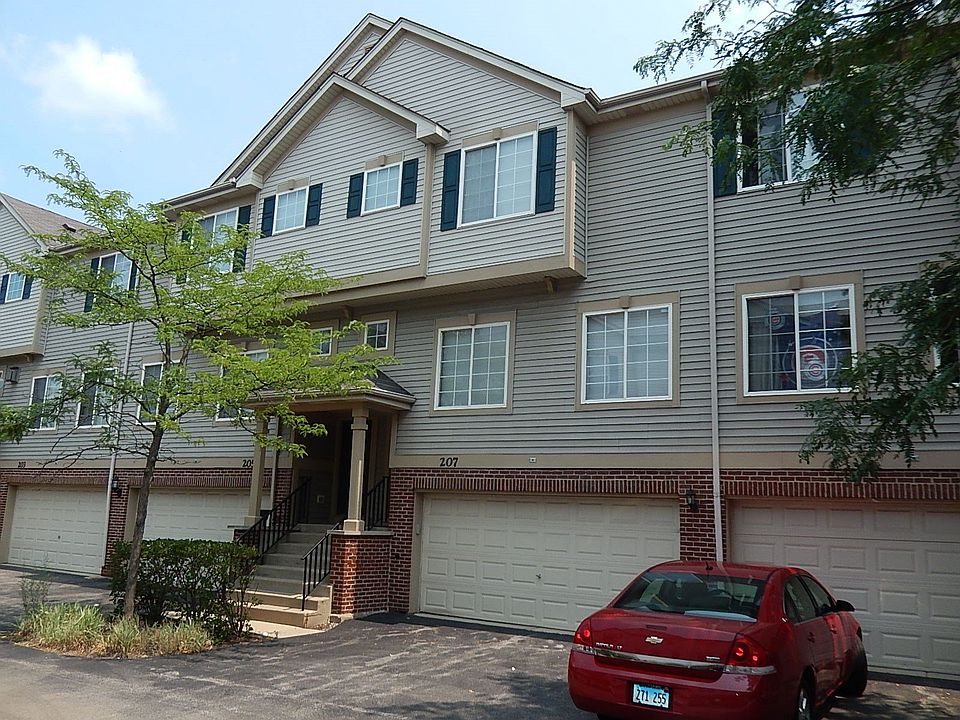 1st image of 207 Monarch Dr