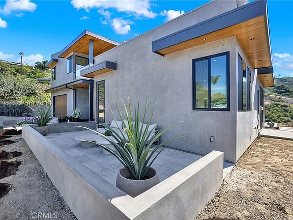 4th image of 408 Presidio