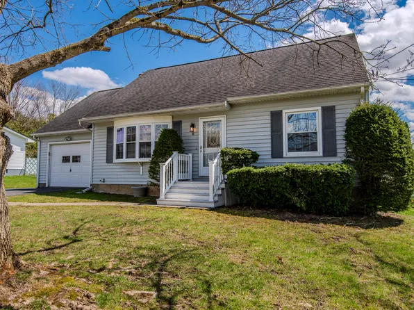 6 Kraft Dr, Deerfield, NY 13502