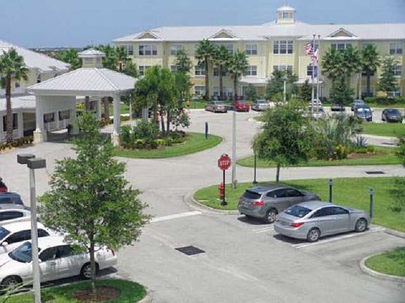 3rd image of 10859 SW Stony Creek Way Unit 1101