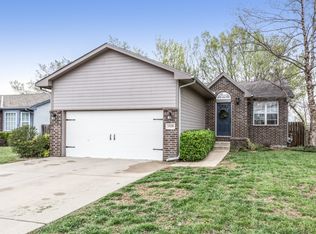 1928 S Shiloh Cir, Wichita, KS 67207