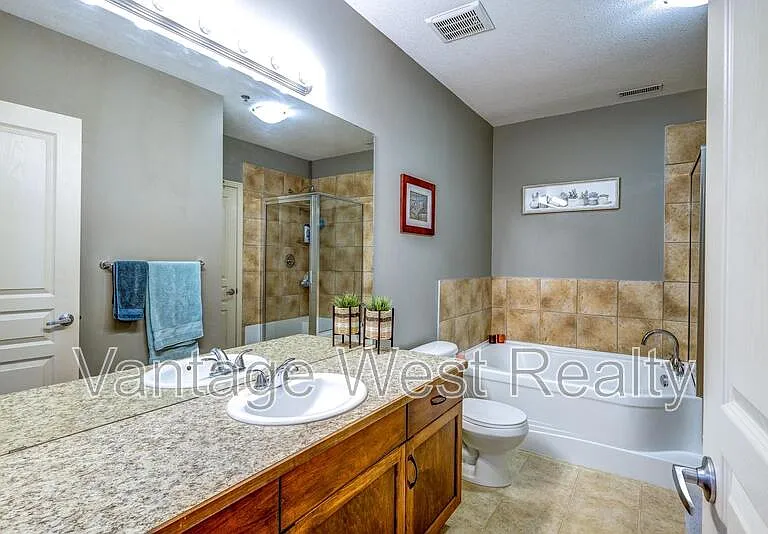 1331 Ellis St #313 — Photo 17