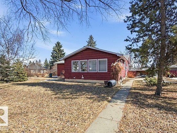 3rd image of 10459 66th Ave NW