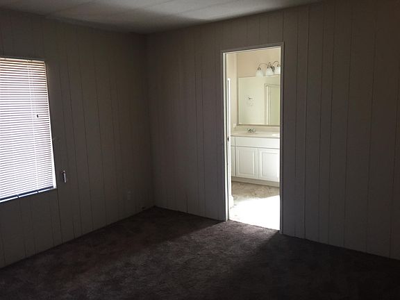5th image of 33095 Asbury St