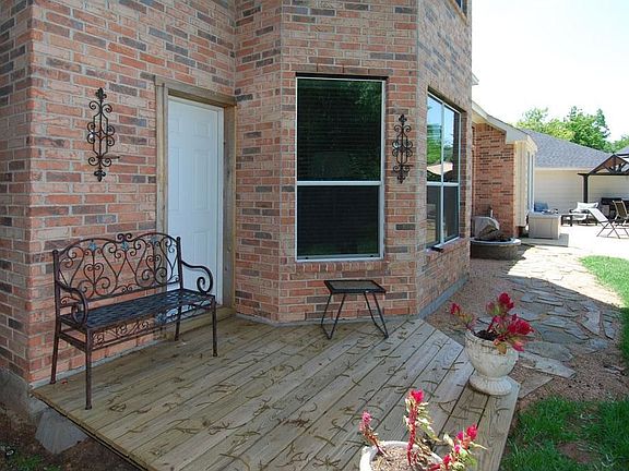 2nd image of 10403 E Crosby Ln