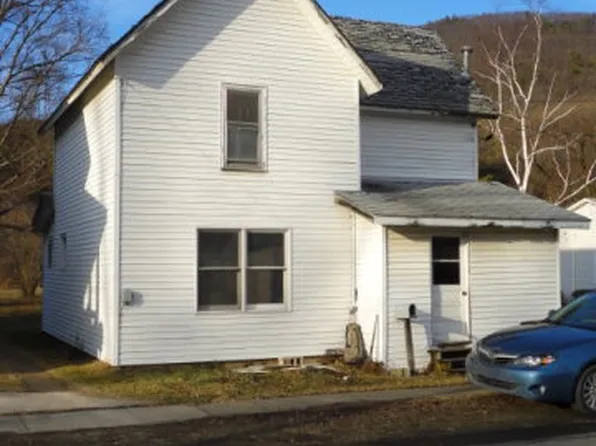 215 North St, Westfield, PA 16950