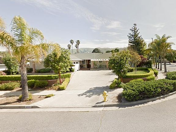 2nd image of 4044 Timberline Dr