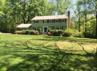 24 Settlers Ln, Ridgefield, CT 06877