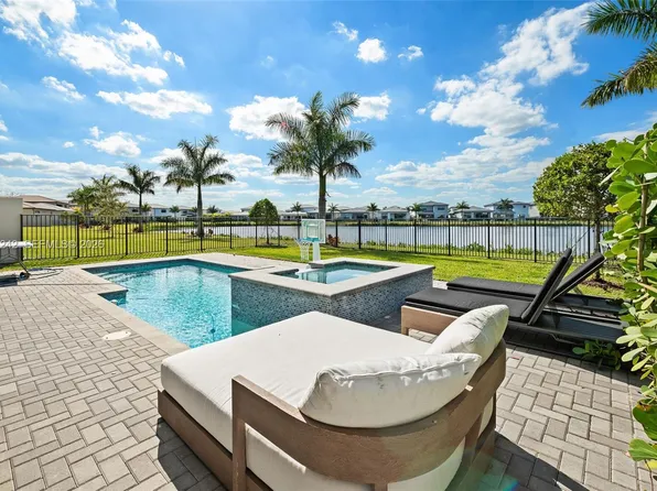 8185 Crystal Downs Ave, Boca Raton, FL 33434