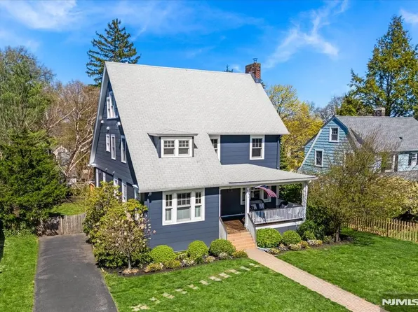 29 Red Rd, Chatham, NJ 07928