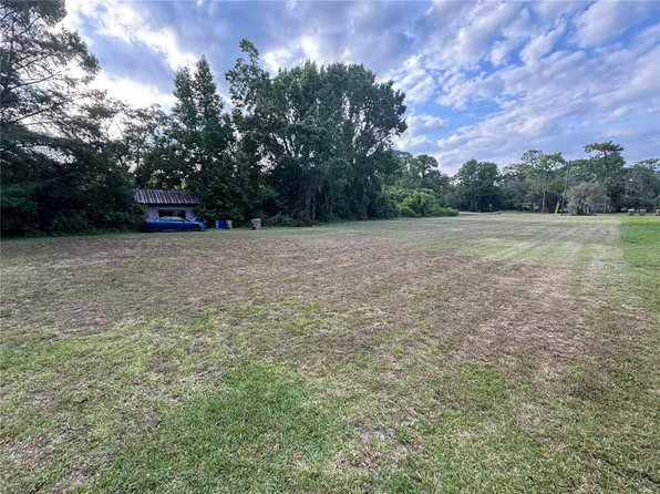 1 W Orange Ave, Umatilla, FL 32784