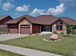 2409 S 7th Ave, Marshalltown, IA 50158