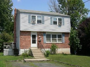 13 Wildwood Ave, Morton, PA 19070