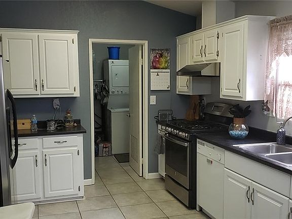 3rd image of 5815 E La Palma Ave Spc 70