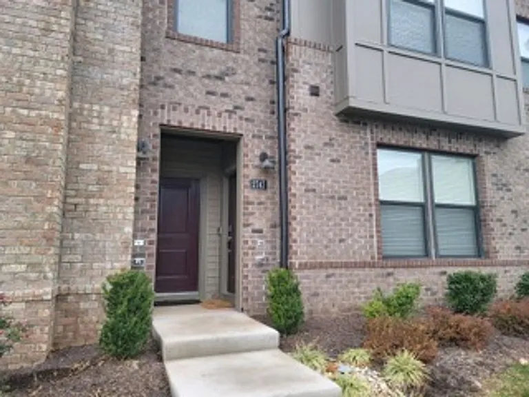 2747 Saint Elias Dr #B — Photo 10