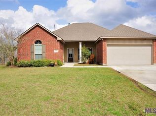 13637 Cantebury Ave, Denham Springs, LA 70726