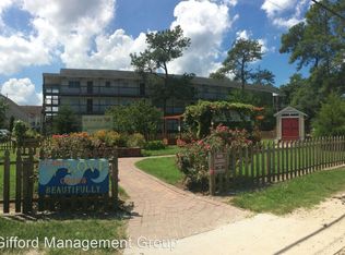 9557 18th Bay St #6, Norfolk, VA 23518