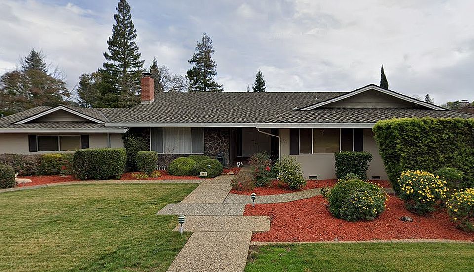 1st image of 41 Cody Ln