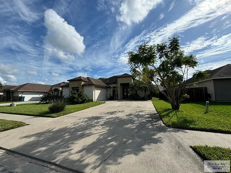 6732 Stone Oak — Photo 3