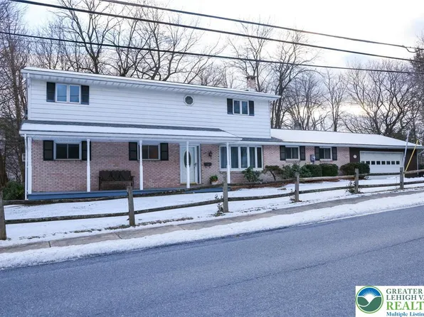 40 Lafayette Ave, Palmerton, PA 18071