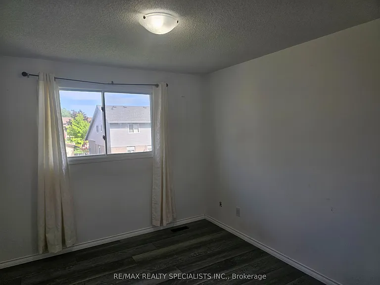 283 Delancey Blvd — Photo 26