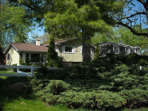 4th image of 1917 Hazelwood Dr