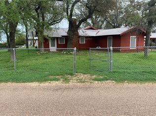 203 County Road 1630, Clifton, TX 76634