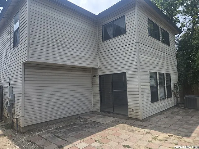 5015 Taylor Kenton — Photo 2